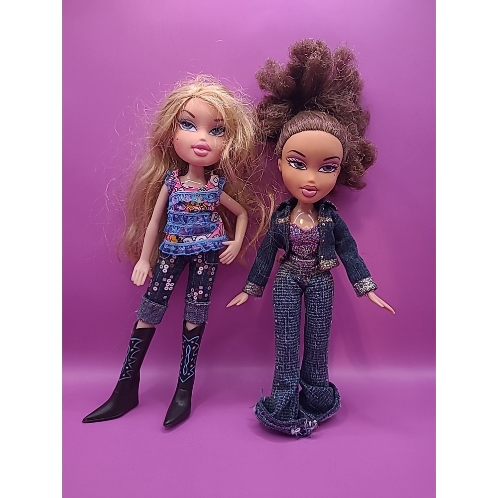 2001 Bratz Dolls Lot x2 Yasmine Chloe Full Outfit Read Description